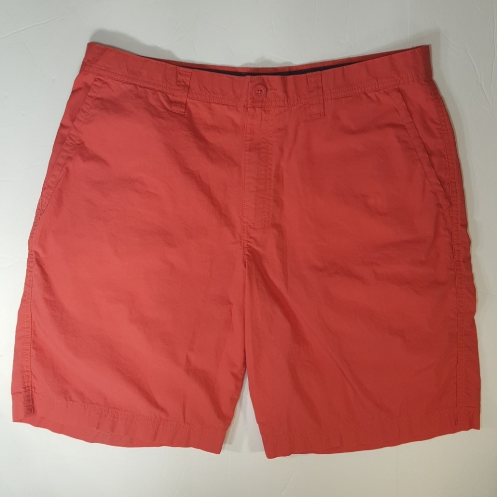 Columbia Sportswear Men's Chino Shorts 36W x 10L